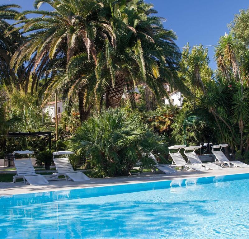 מרינה די קמפו Hotel Barracuda מראה חיצוני תמונה